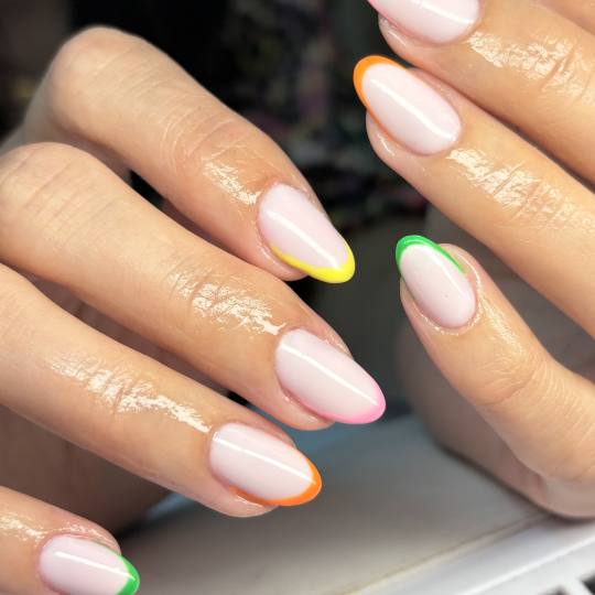 Artistic Beauty #sarajevo Manikir Kombinovani manikir + ojačani trajni lak