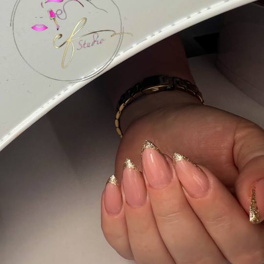 Studio ef #sarajevo Manikir Korekcija noktiju- srednja duzina StudioEF 💅🏻
Korekcija noktiju  