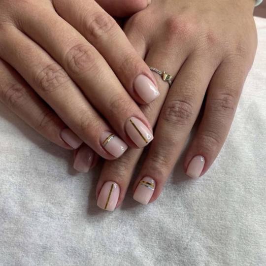 Damen #sarajevo Ojačavanje noktiju Geliranje prirodnih noktiju - ruke Geliranje noktiju na rukama j