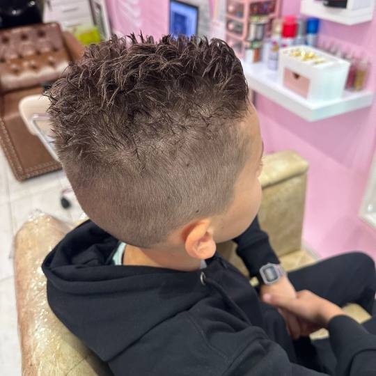 Poezija ljepote #sarajevo Berberin Dječije muško šišanje Muški frizeri