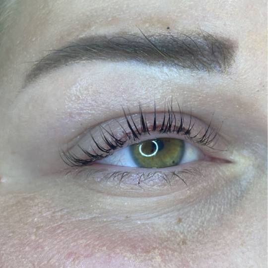 Shine #sarajevo Trepavice Lash lift + farbanje trepavica