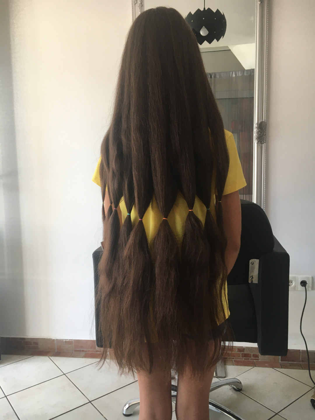 Žensko šišanje - ekstra duga kosa - Frisco, Sarajevo Žensko šišanje Frizerski saloni Žensko šišanje, Sarajevo, Centar - Stari Grad