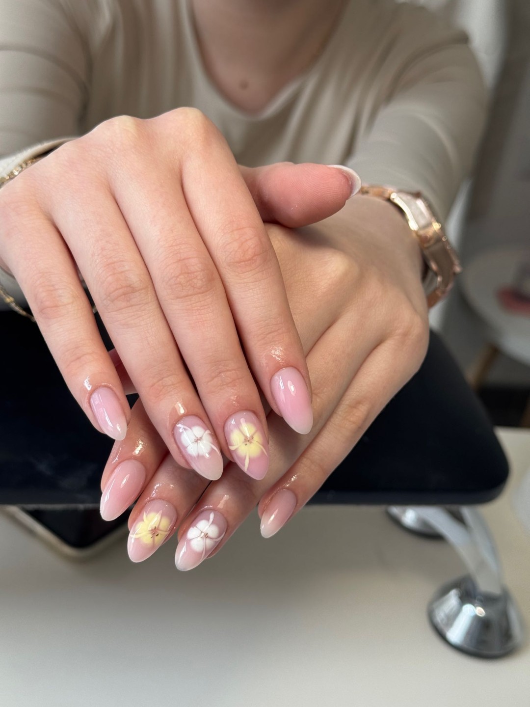 Lily Nails #sarajevo Gel lak Ojačavanje prirodnih noktiju gelom - ruke