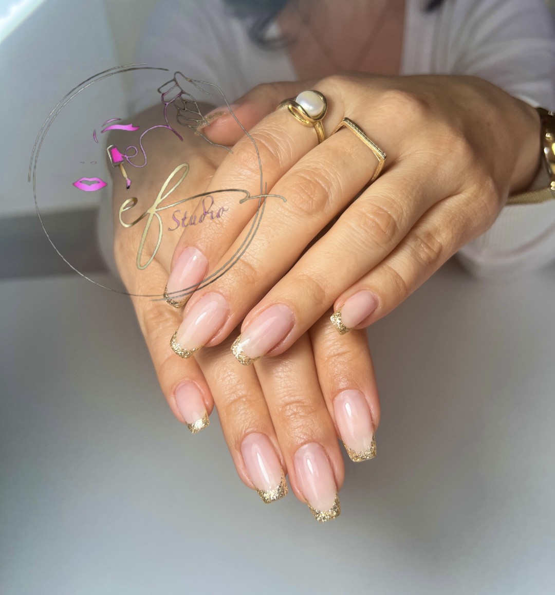 Studio ef #sarajevo Manikir Korekcija noktiju- srednja duzina