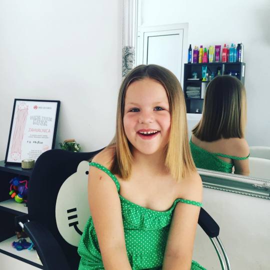 Frisco #sarajevo Žensko šišanje Žensko šišanje - kosa srednje dužine