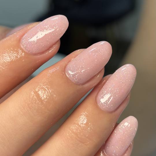 Artistic Beauty #sarajevo Ojačavanje noktiju Geliranje prirodnih noktiju