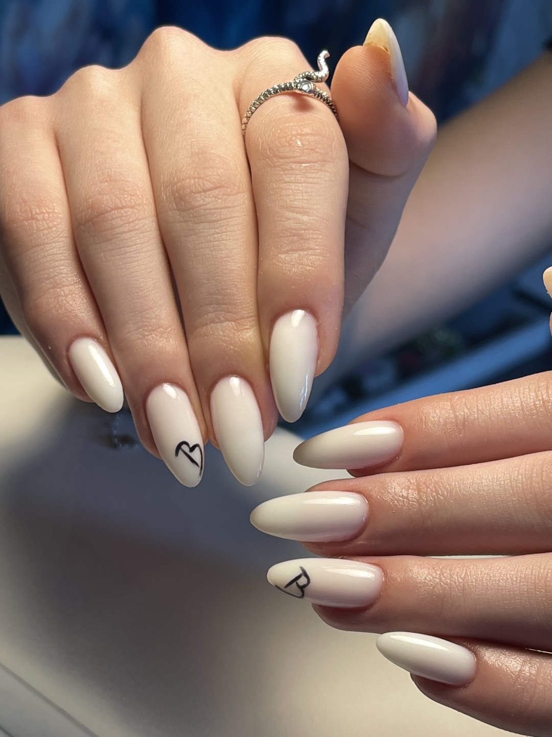 Kuća ljepote Djenna #sarajevo Gel lak Gel na prirodne nokte - ruke korekcija