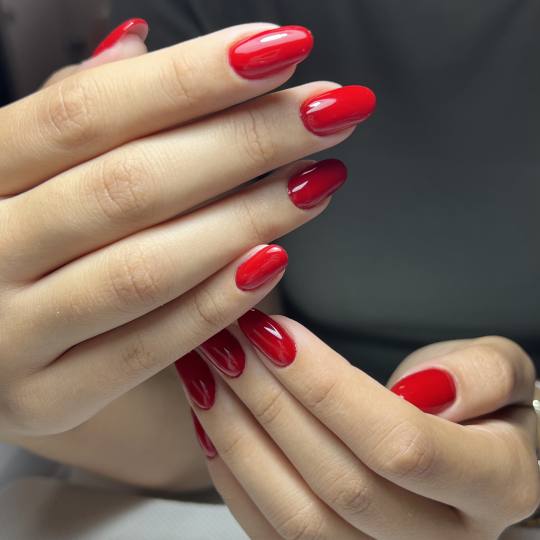 La Crème Beauty Studio #sarajevo Lakiranje noktiju Gel - M dužina noktiju