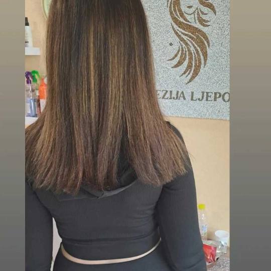 Poezija ljepote #sarajevo Njega i ojačavanje kose Tretman za njegu kose - kosa srednje dužine