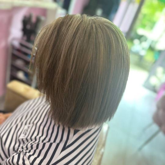 Poezija ljepote #sarajevo Pramenovi pramenovi sisanne preliv - kosa srednje dužine