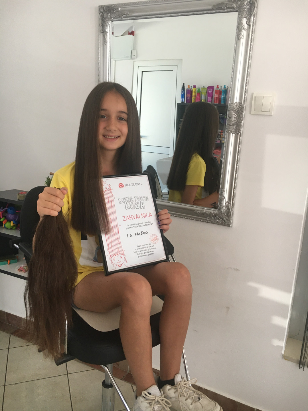 Žensko šišanje - ekstra duga kosa - Frisco, Sarajevo Žensko šišanje Frizerski saloni Žensko šišanje, Sarajevo, Centar - Stari Grad