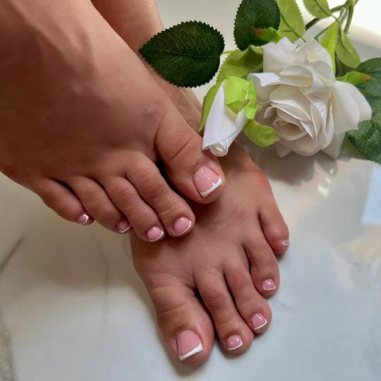 Allure #sarajevo Ojačavanje noktiju Gel na prirodne nokte