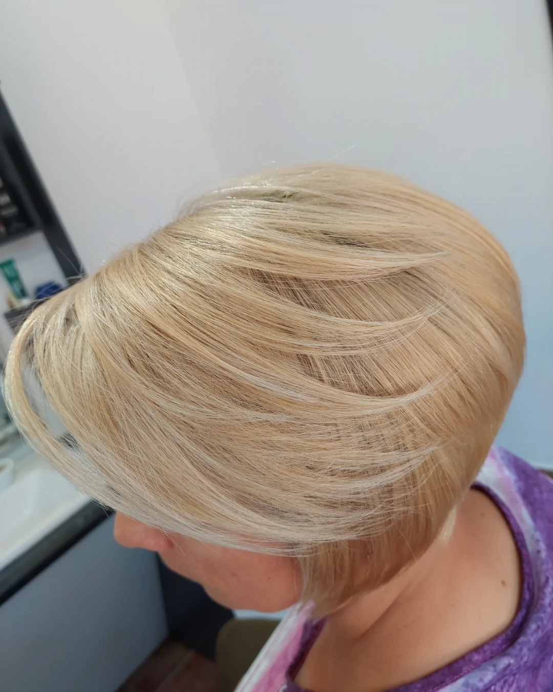 Žensko šišanje - kratka kosa - Frisco, Sarajevo Žensko šišanje Frizerski saloni Žensko šišanje, Sarajevo, Centar - Stari Grad