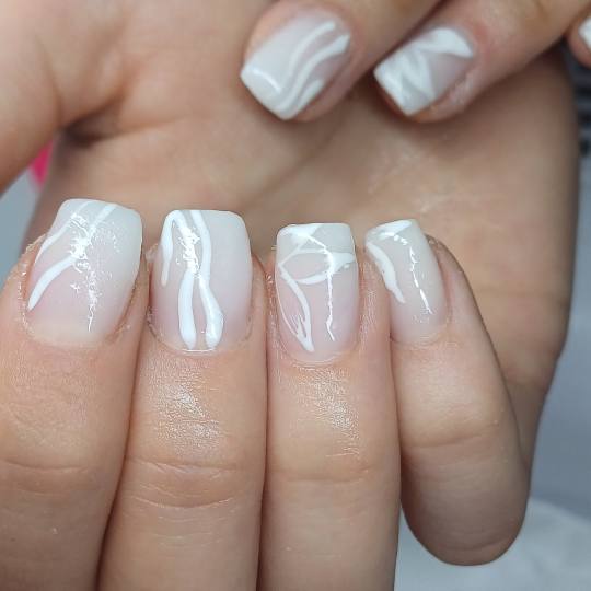 AMK #sarajevo Nadogradnja noktiju Nadogradnja noktiju tipsama