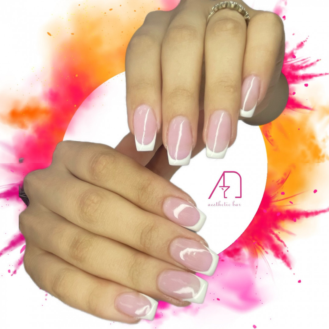 AEsthetic Bar Academy #sarajevo Izlivanje noktiju Izlivanje noktiju gelom - veličina S