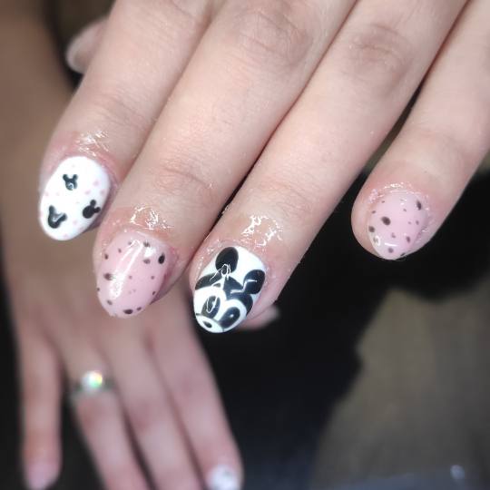Studio Ela #sarajevo Ukrašavanje noktiju Nail art - dodatak uz uslugu