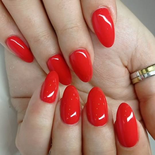 La Vie beauty centar #sarajevo Ojačavanje noktiju Geliranje prirodnih noktiju