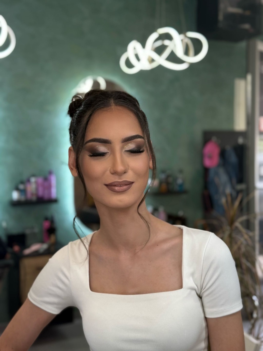 Idelle Studio #sarajevo Make-up / šminkanje Profesionalno šminkanje + vještačke trepavice - večernja šminka