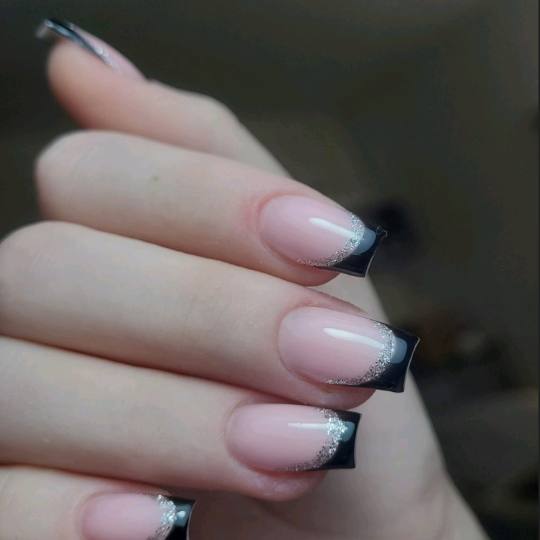 Studio S #banjaluka Nadogradnja noktiju Skidanje gela / trajnog laka Na upit