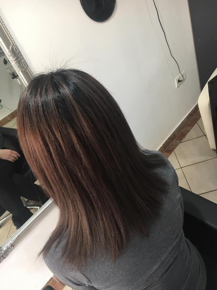 Žensko šišanje - kosa srednje dužine - Frisco, Sarajevo Žensko šišanje Frizerski saloni Žensko šišanje, Sarajevo, Centar - Stari Grad