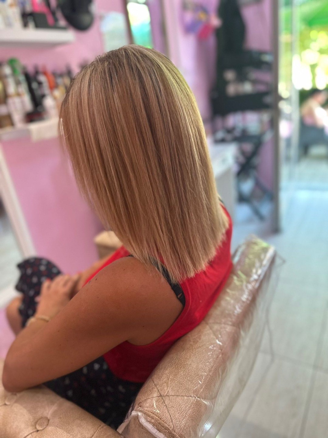 Poezija ljepote #sarajevo Njega i ojačavanje kose Tretman za njegu kose - kosa srednje dužine