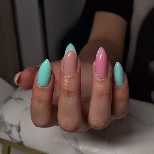 Angels Beauty - Banja Luka #banjaluka Gel lak Trajni lak - ruke