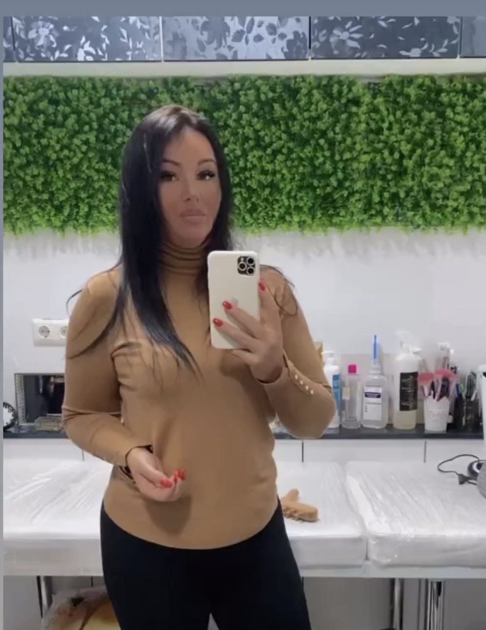 Glam Central #sarajevo Feniranje i stilizovanje Feniranje na ravno / lokne - sve dužine kose