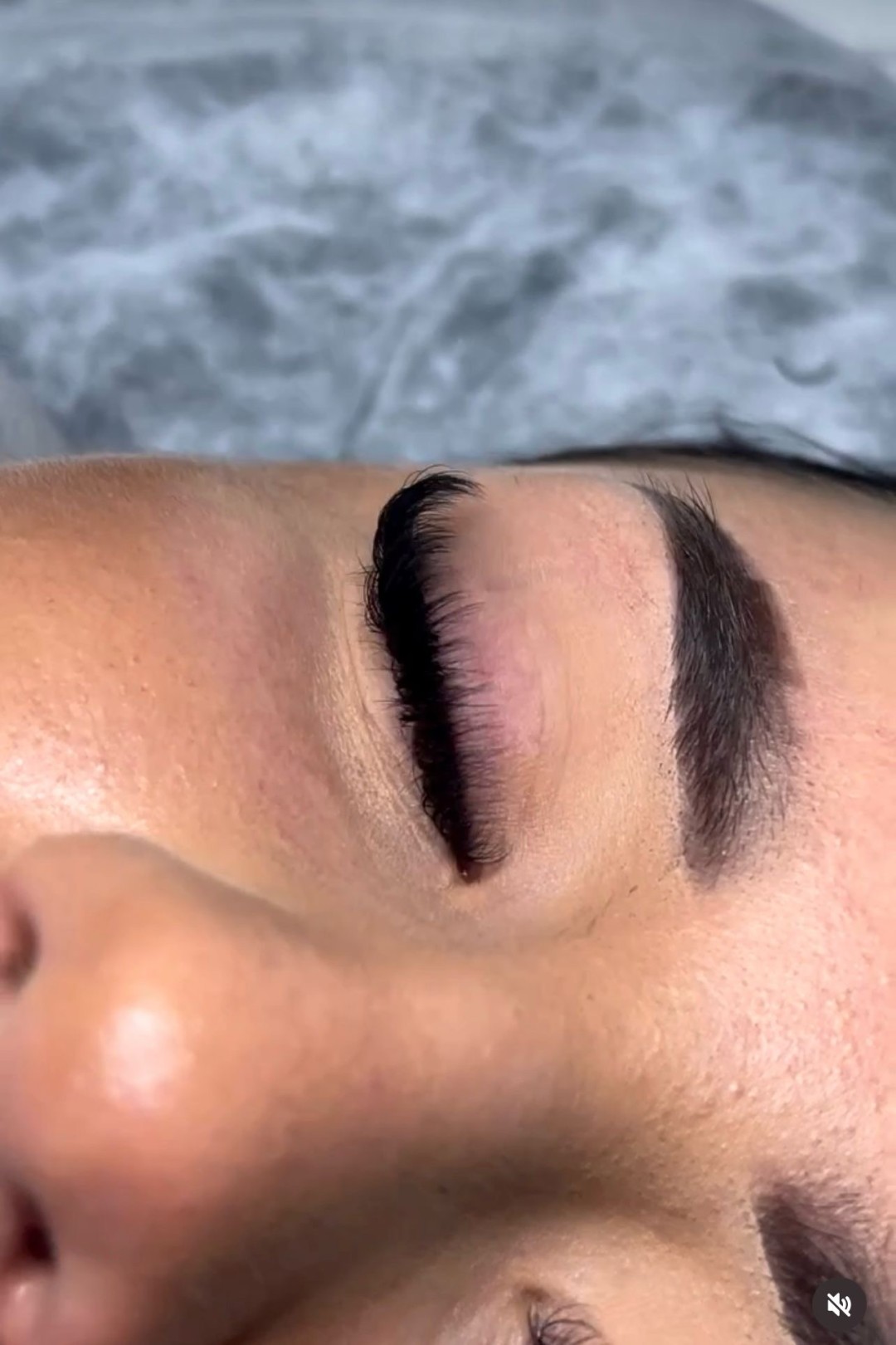 Nail Queen #sarajevo Nadogradnja trepavica Nadogradnja trepavica - ruski volumen