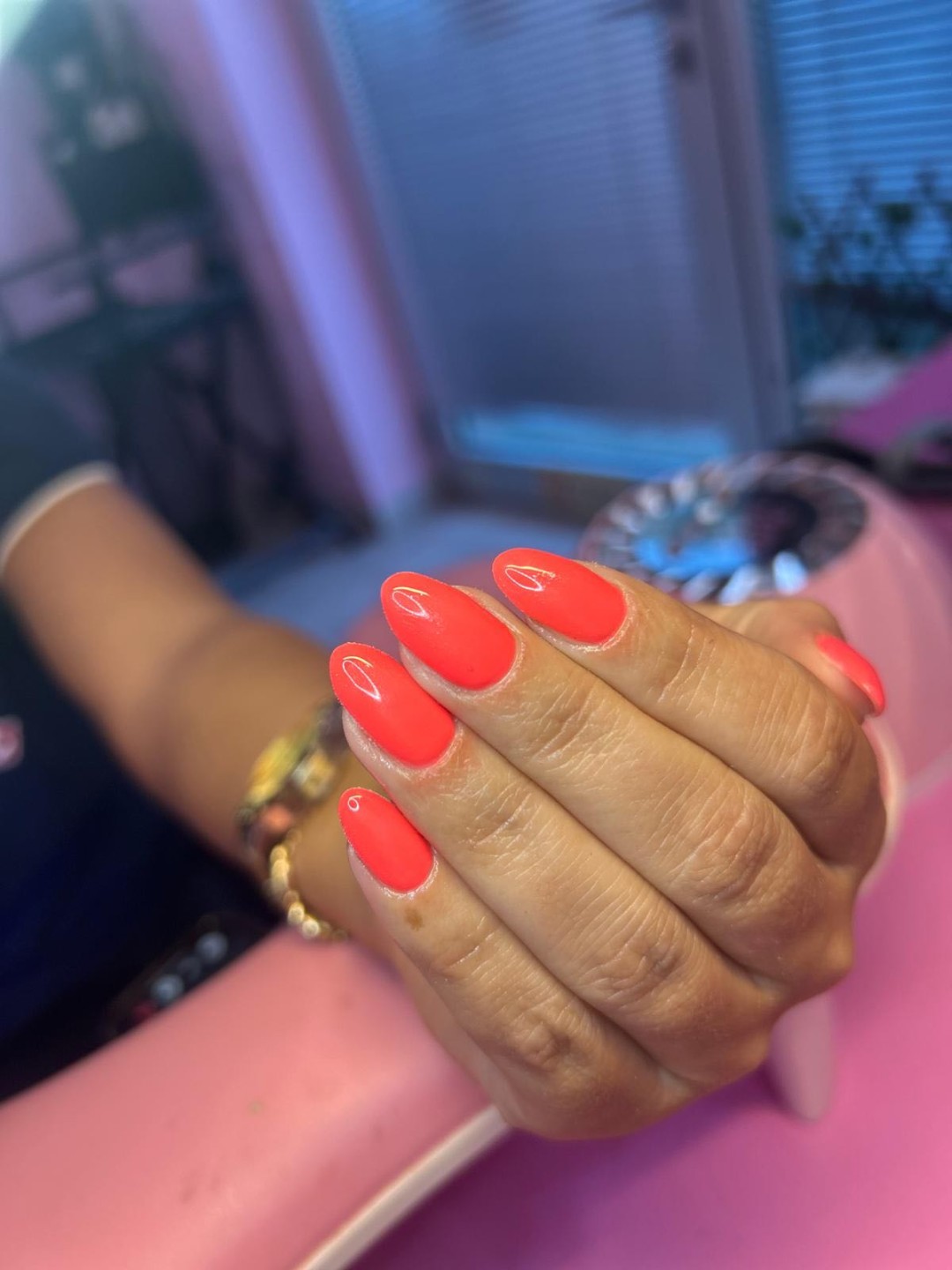 Poezija ljepote #sarajevo Ojačavanje noktiju Gel na prirodne nokte - boja