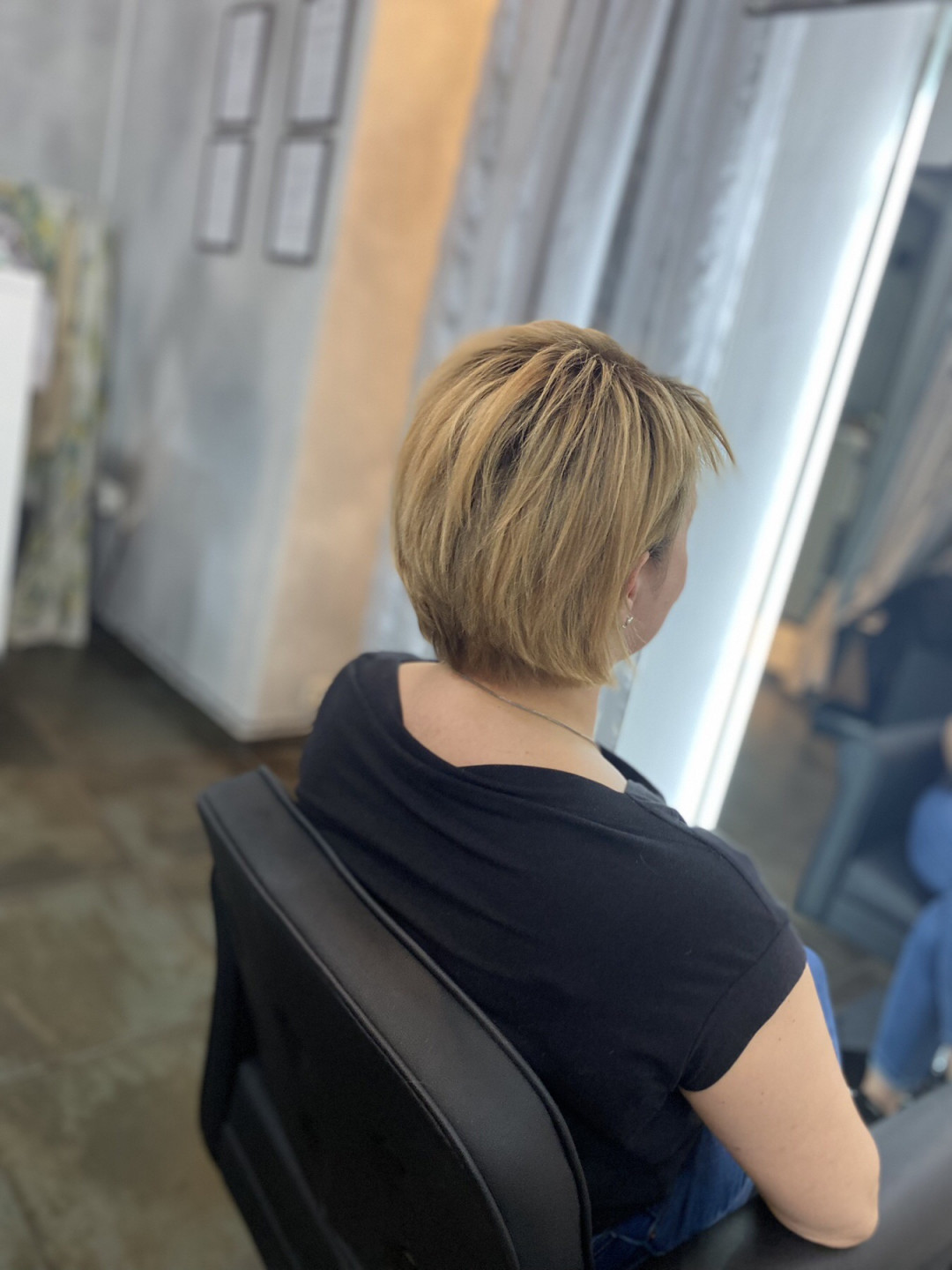 Al Qamar #sarajevo Farbanje kose Farbanje cijele dužine - kosa srednje dužine