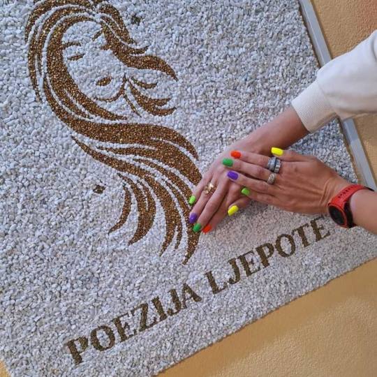 Poezija ljepote #sarajevo Ojačavanje noktiju Gel na prirodne nokte - boja