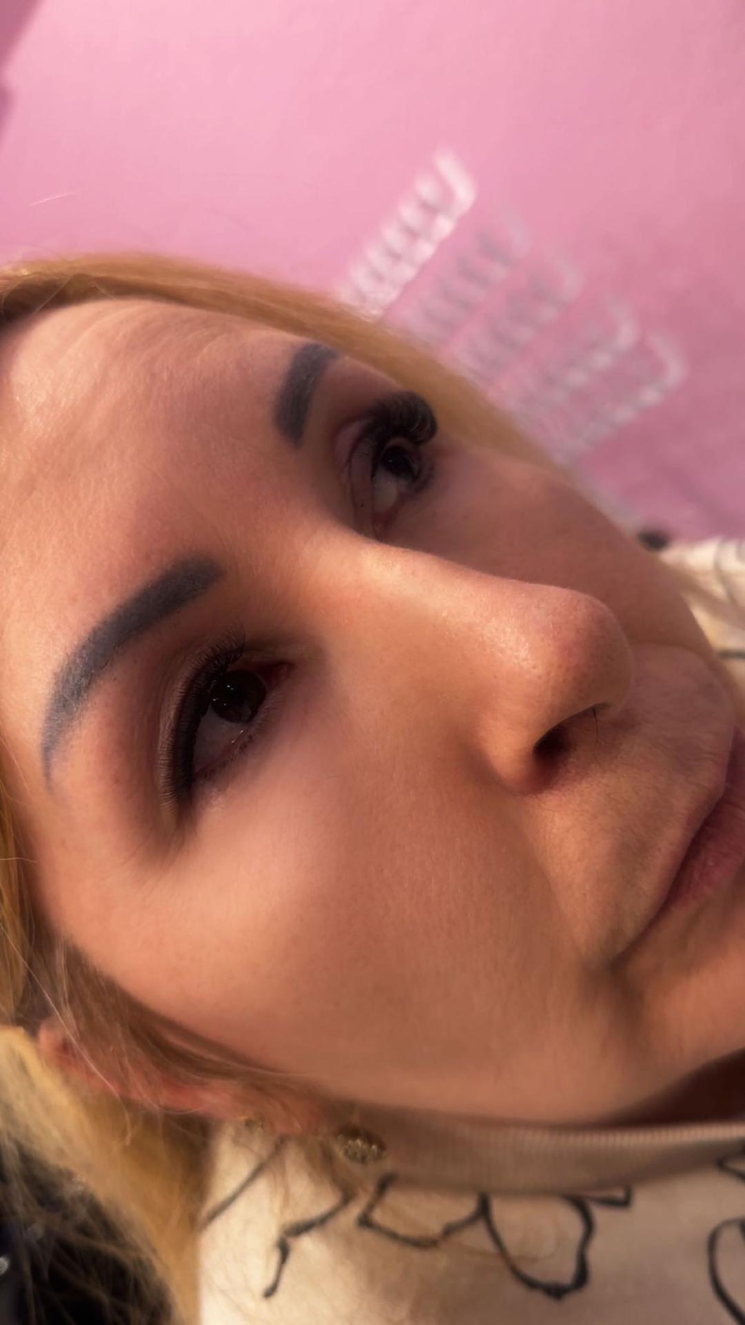 Poezija ljepote #sarajevo Nadogradnja trepavica Nadogradnja trepavica - ruski volumen