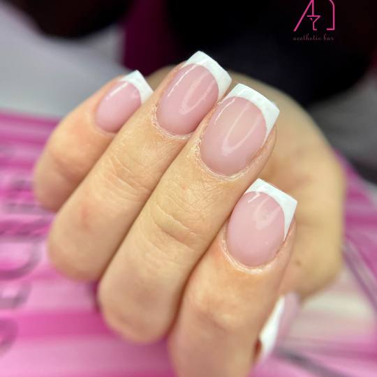 AEsthetic Bar Academy usluga