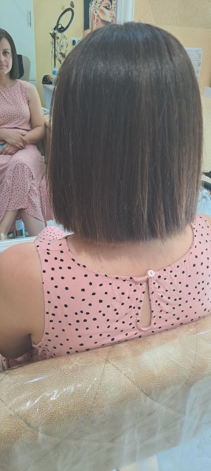 Poezija ljepote #sarajevo Farbanje kose Farbanje cijele dužine + pranje kose + feniranje - kratka kosa