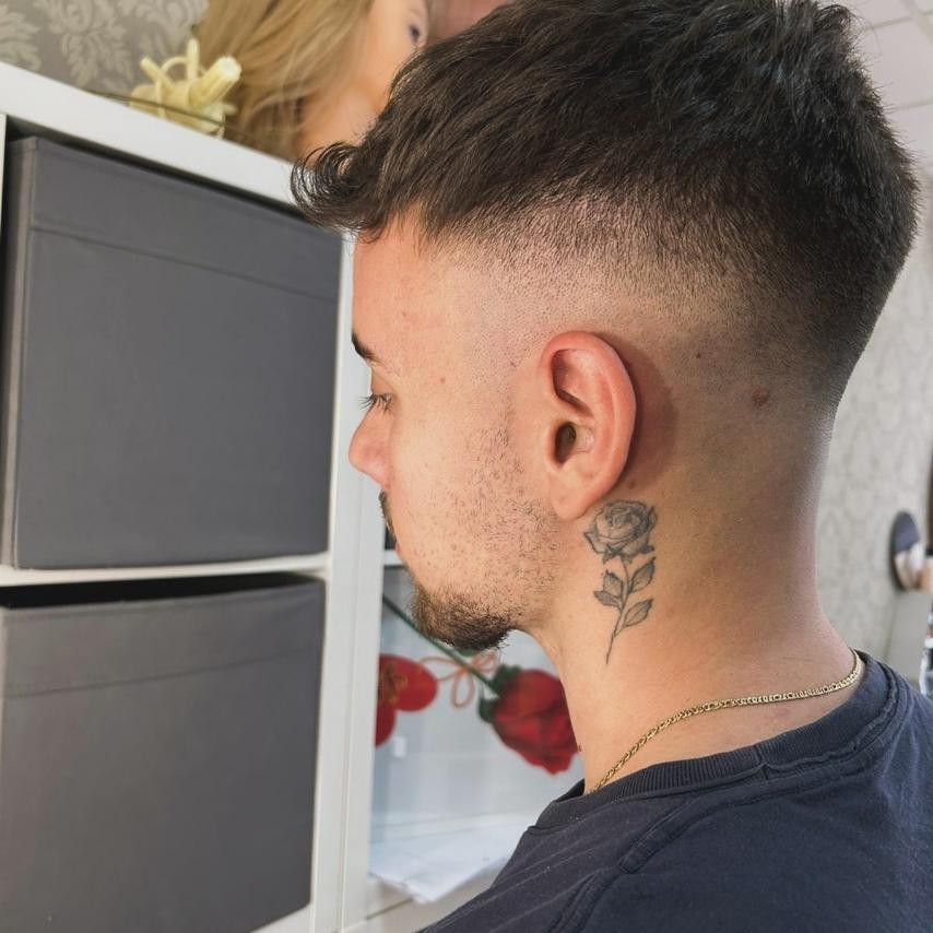 Hair studio Elena #prijedor Muško šišanje Muško šišanje - fade + pranje kose