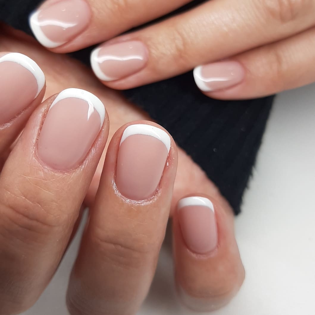 Izlivanje noktiju gelom - S dužina - La Vie beauty centar, Sarajevo Nadogradnja noktiju Nokti Nadogradnja noktiju, Sarajevo, Centar - Stari Grad