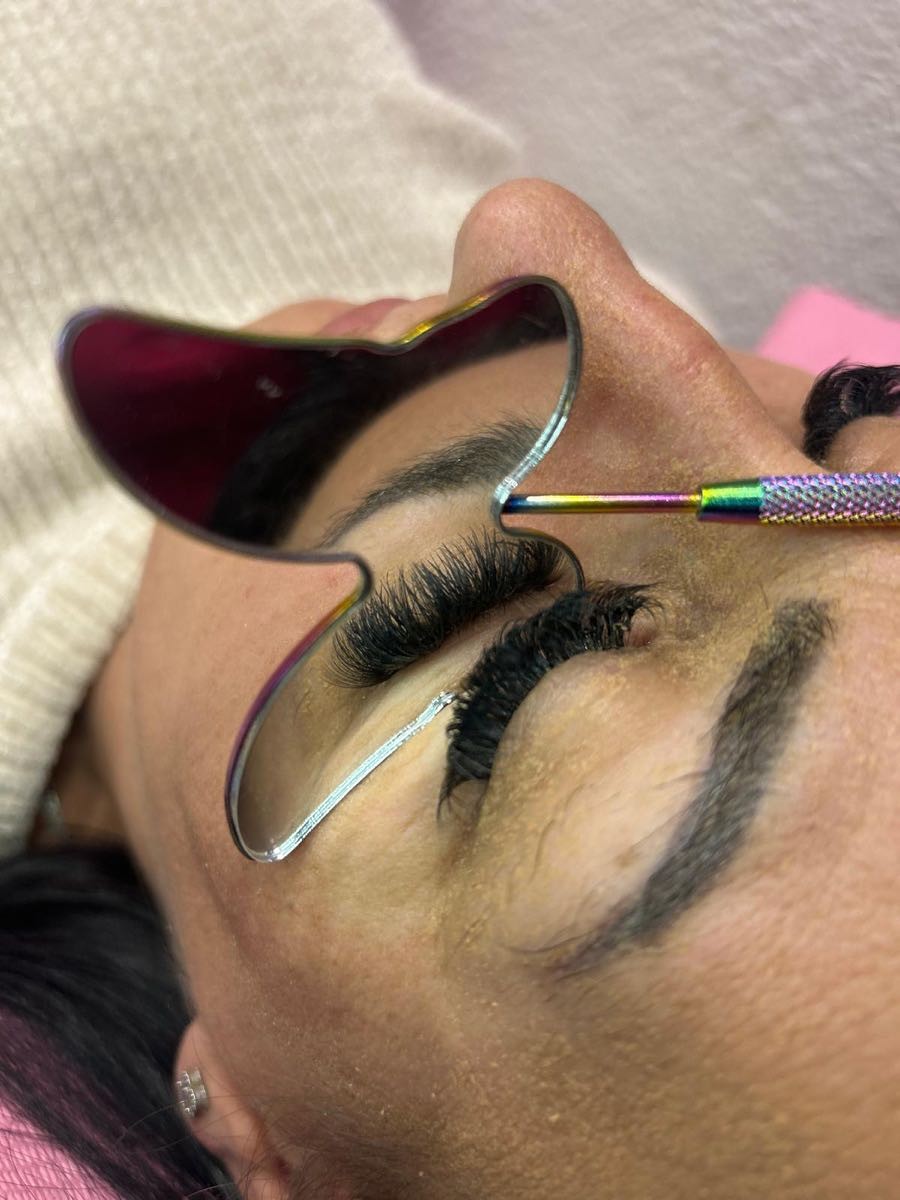 Poezija ljepote #sarajevo Nadogradnja trepavica Nadogradnja trepavica - ruski volumen