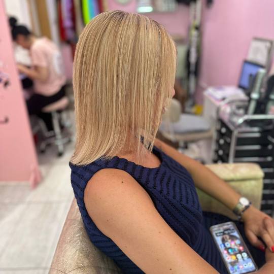 Poezija ljepote #sarajevo Pramenovi pramenovi sisanne preliv - kosa srednje dužine