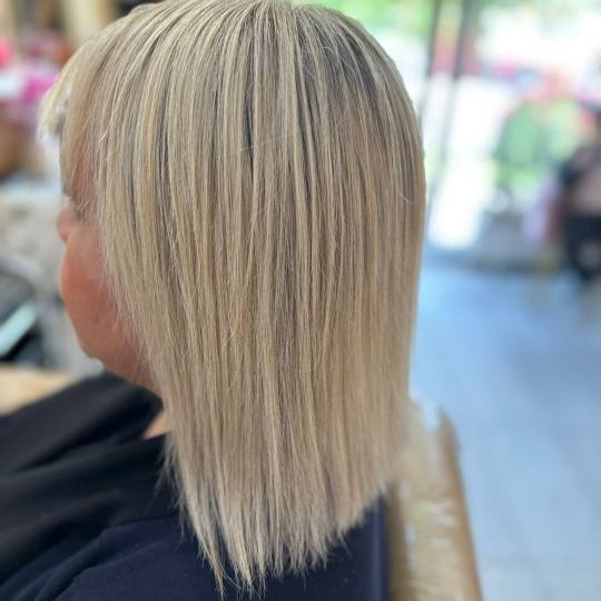 Poezija ljepote #sarajevo Pramenovi pramenovi sisanne preliv - kosa srednje dužine