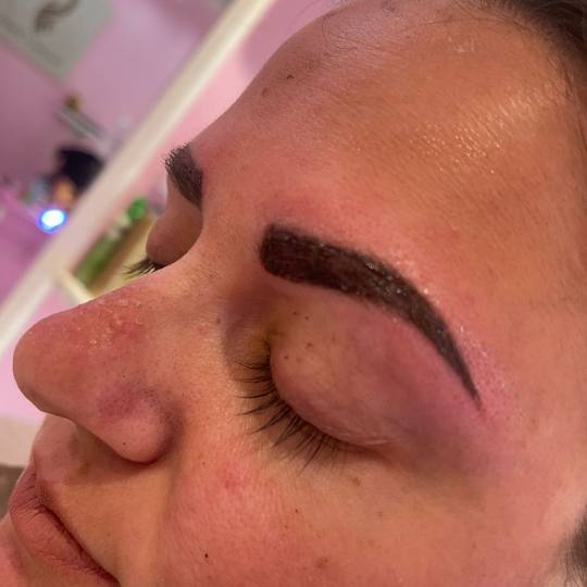 Poezija ljepote #sarajevo Trajna šminka Puder obrve