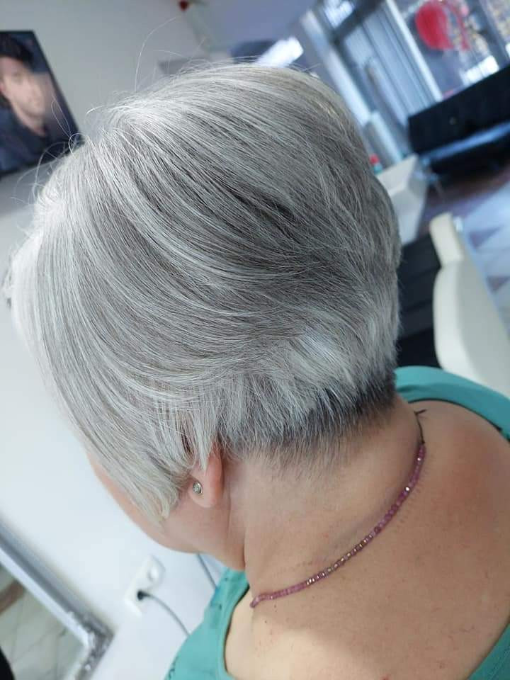 Žensko šišanje - kratka kosa - Frisco, Sarajevo Žensko šišanje Frizerski saloni Žensko šišanje, Sarajevo, Centar - Stari Grad