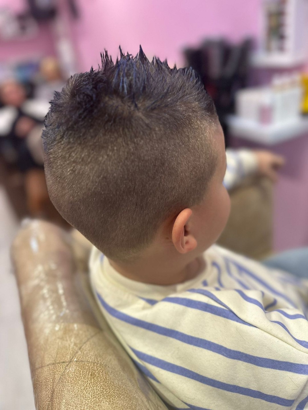 Poezija ljepote #sarajevo Dječije šišanje Dječije muško šišanje do 10 godina - kratka kosa
