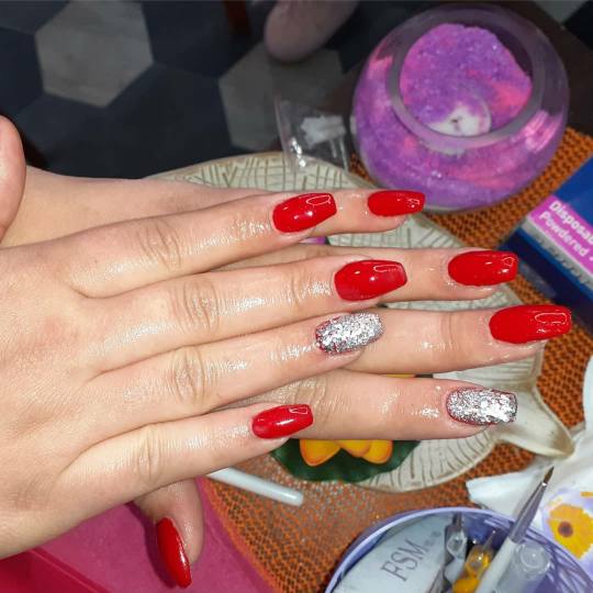 Shine - deaktivirano #sarajevo Izlivanje noktiju