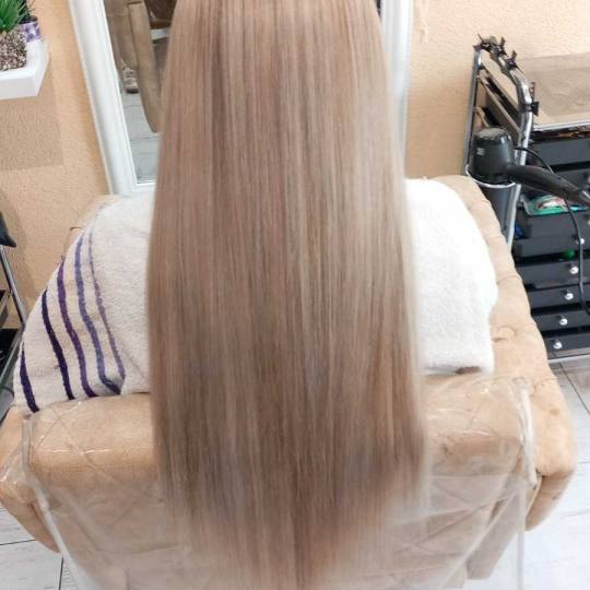 Poezija ljepote #sarajevo Farbanje kose Preliv - duga kosa