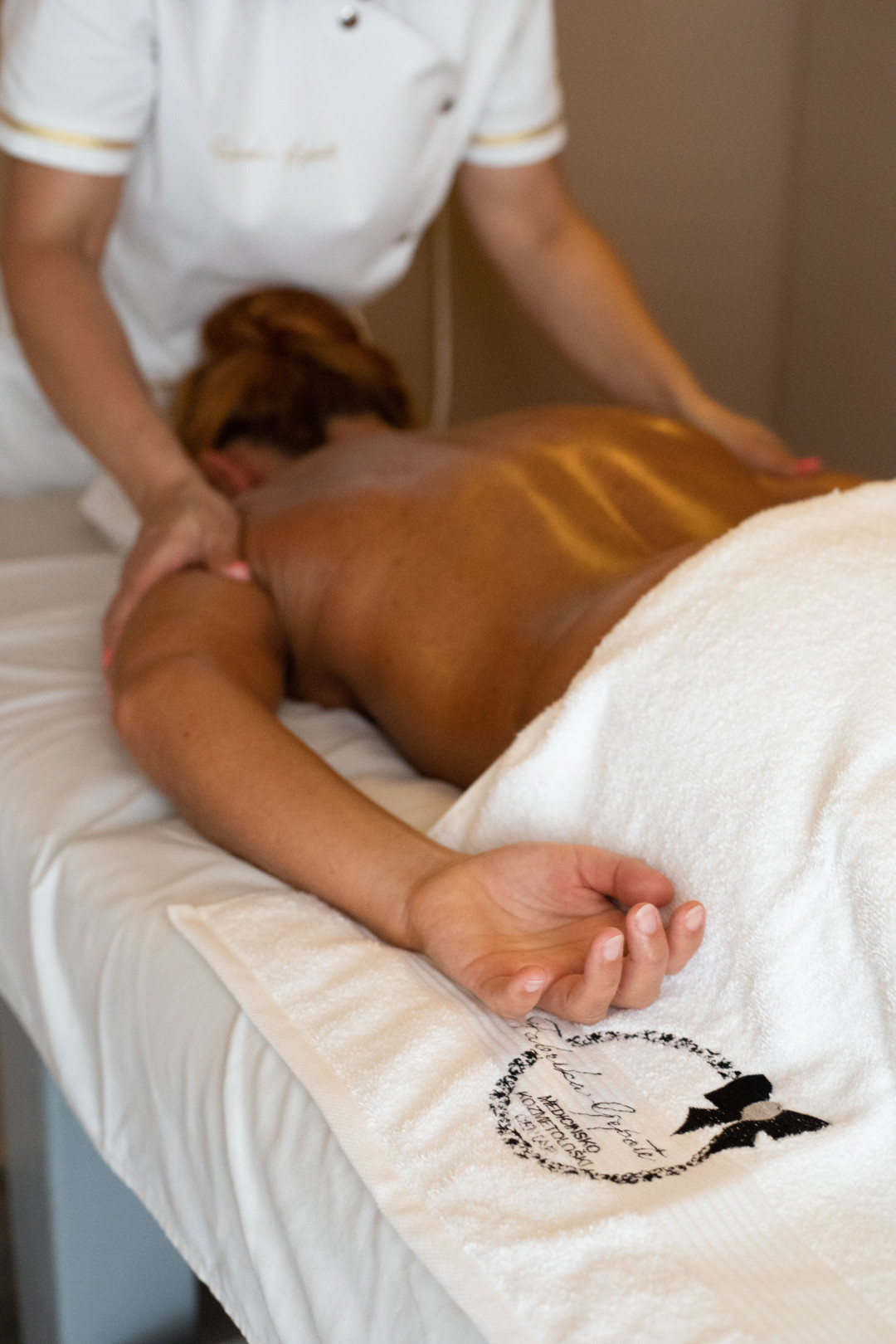 Fabrika ljepote #sarajevo Masaža leđa Medicinska masaža leđa - 30 minuta