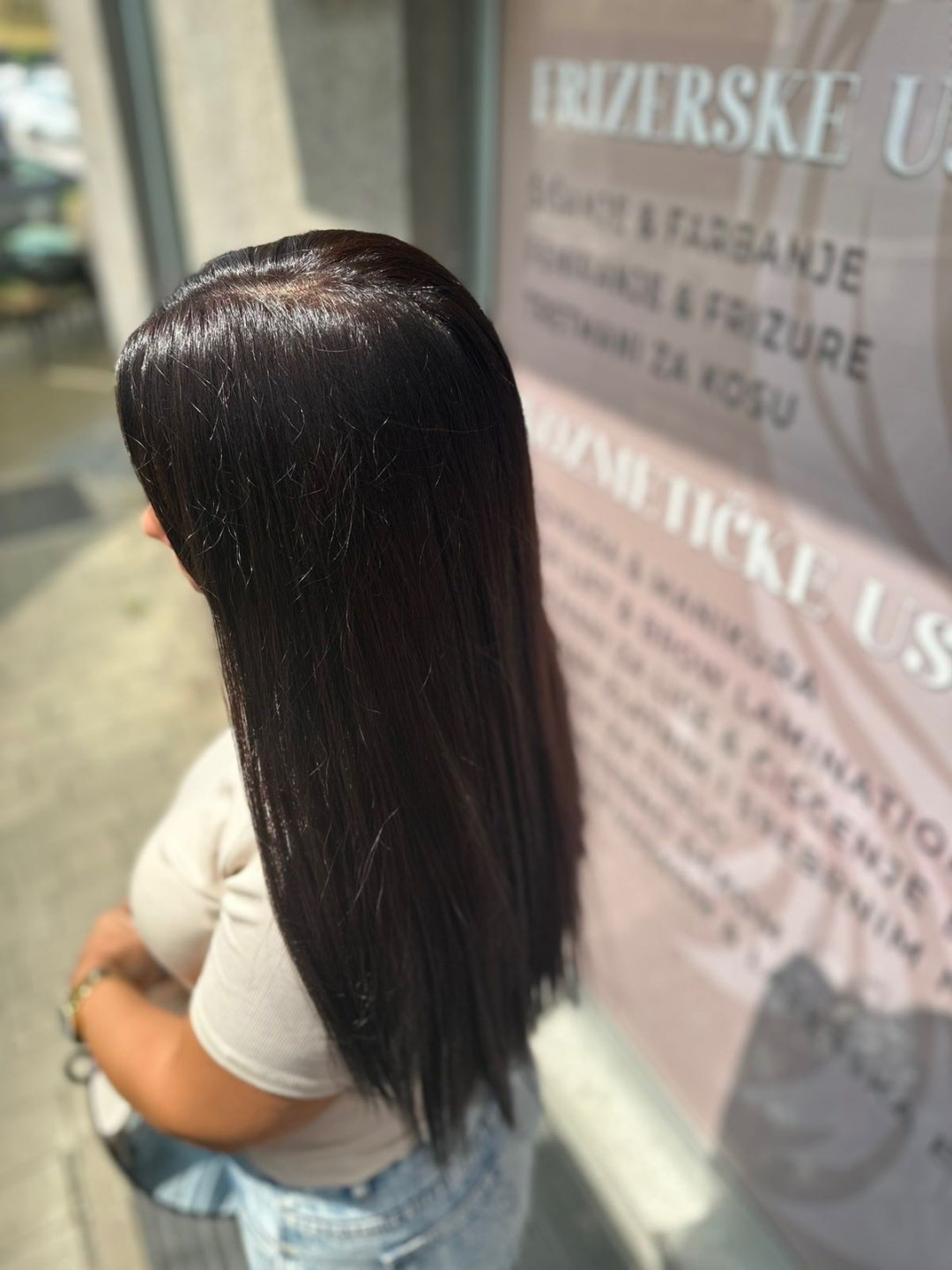 Poezija ljepote #sarajevo Farbanje kose Farbanje cijele dužine + žensko šišanje + feniranje - ekstra duga kosa