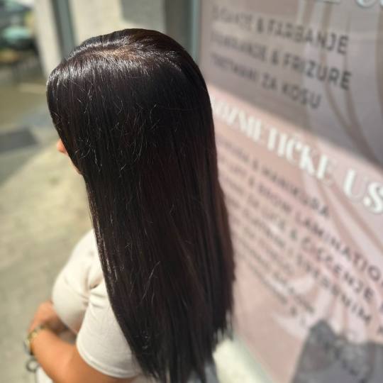 Poezija ljepote #sarajevo Farbanje kose Farbanje cijele dužine + žensko šišanje + feniranje - ek