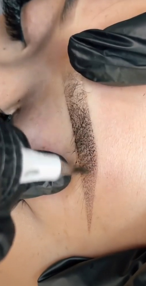 Poezija ljepote #sarajevo Trajna šminka Puder obrve