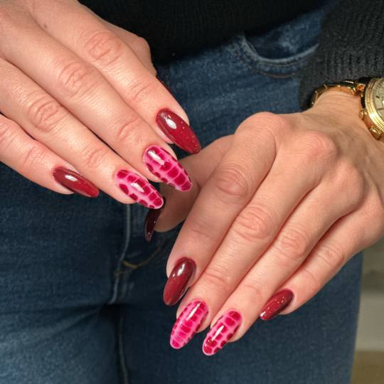 Uljepšaj se #sarajevo Ojačavanje noktiju Gel na prirodne nokte