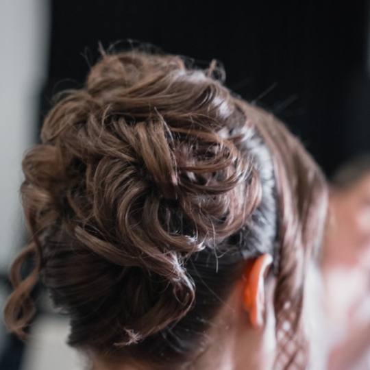 Aida #sarajevo Berberin Svečana frizura + profesionalno šminkanje